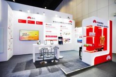 松AI教员基于平台数十位实人教员的抽象、声线取